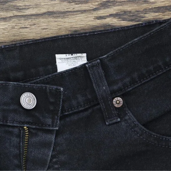 Levi's Womens Vintage Y2K Relaxed Fit Tapered Leg Jeans Black 10 Misses Short - Picture 5 of 7